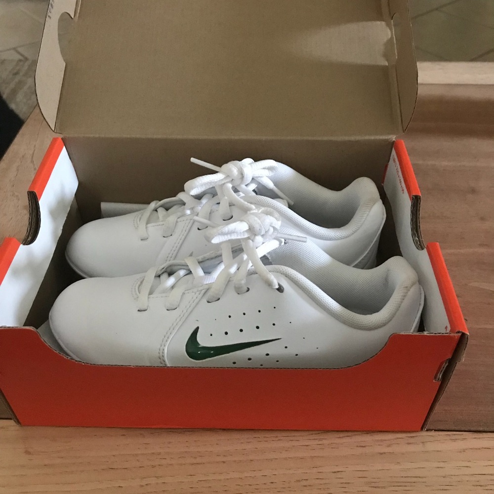 Nike sideline III